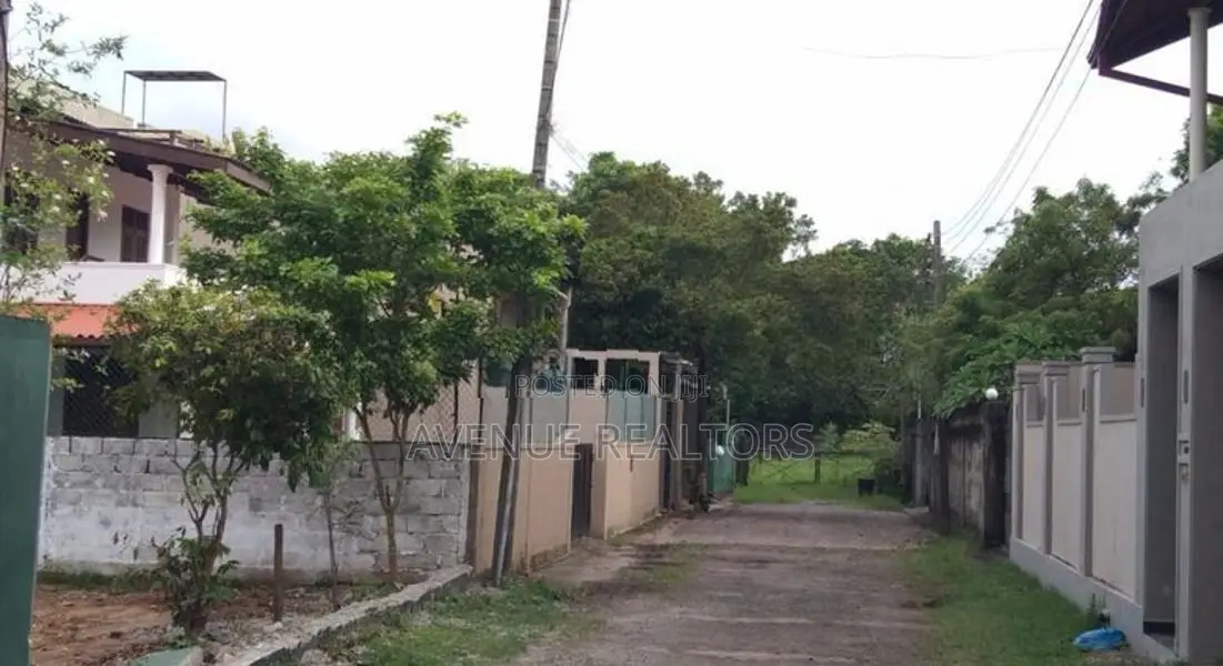 Bare Land for Sale in Pelawatte (LA4683)