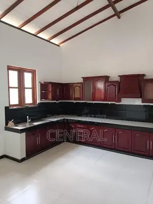 6 Bedroom House for sale in Kandana (C7-10159)