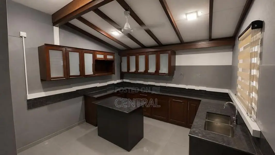 House for Sale in Dutugamunu Street, Kohuwala (C7-10162)