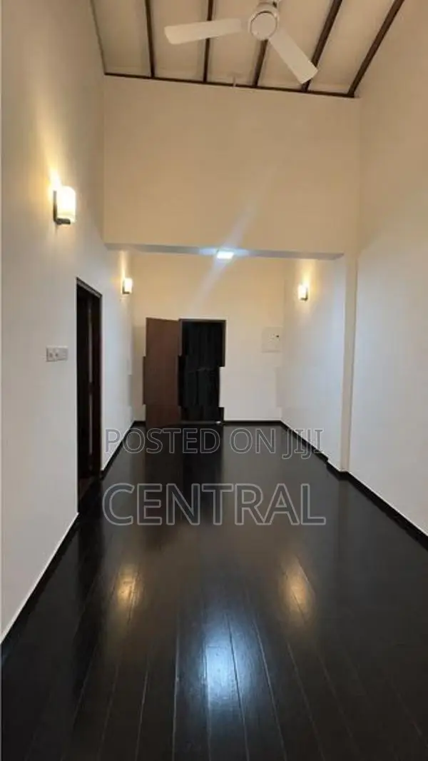House for Sale in Dutugamunu Street, Kohuwala (C7-10162)