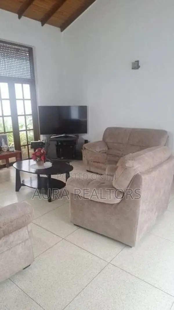 Two Storey House for Rent in Nugegoda ( P-119)