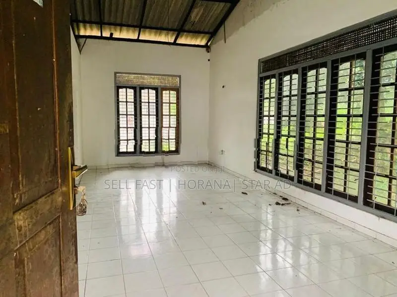 මත්තේගොඩින් අගනා නිවසක් විකිණීමට