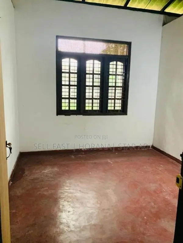 මත්තේගොඩින් අගනා නිවසක් විකිණීමට