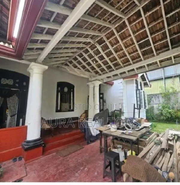 Commercial Property for Rent in Col 10 (P-81)