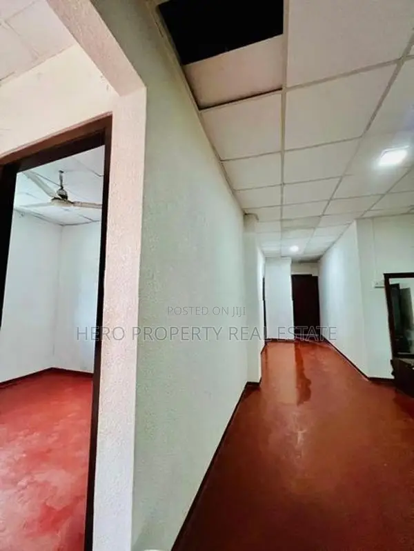 Super Modern Guest House for Sale in Kottawa