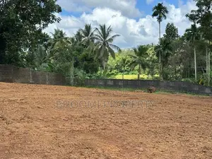 Land in Kottawa Homagama