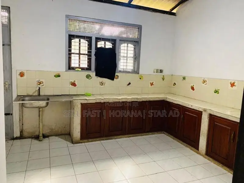 මත්තේගොඩින් අගනා නිවසක් විකිණීමට