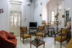 Commercial Property for Rent in Col 10 (P-81)