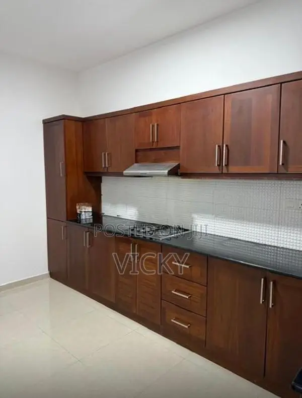 4 Bedroom with 3 Bathrooms Apartment Rental Dehiwala