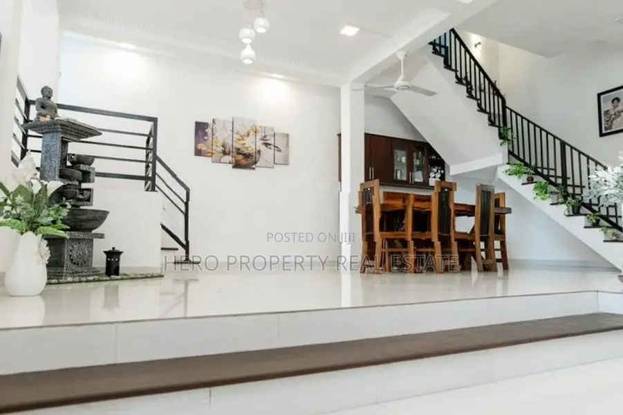 Modern House for Sale in Pannipitiya