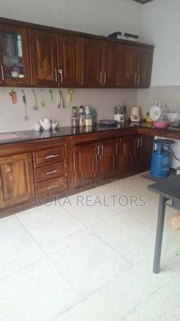 Two Storey House for Rent in Nugegoda ( P-119)