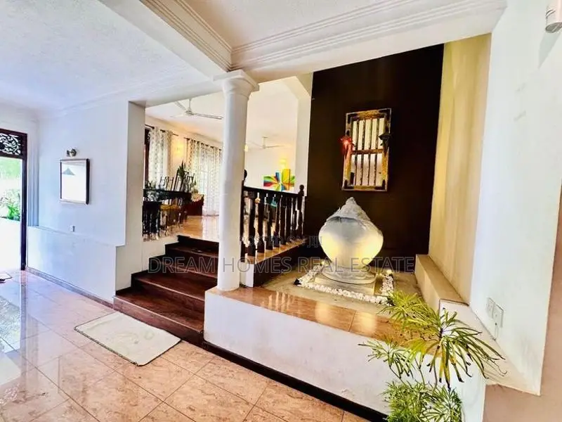 Architect-Designed Luxury Home with Annex – Dickland Gardens