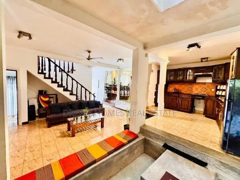 Architect-Designed Luxury Home with Annex – Dickland Gardens