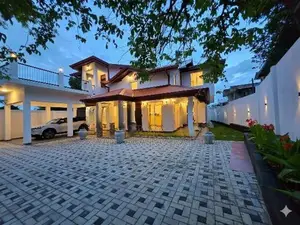 Luxury House For Sale in Gorakapitiya