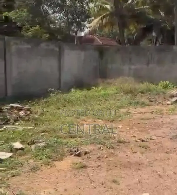 Commercial Land for Sale in Dehiwala (c7-10174)