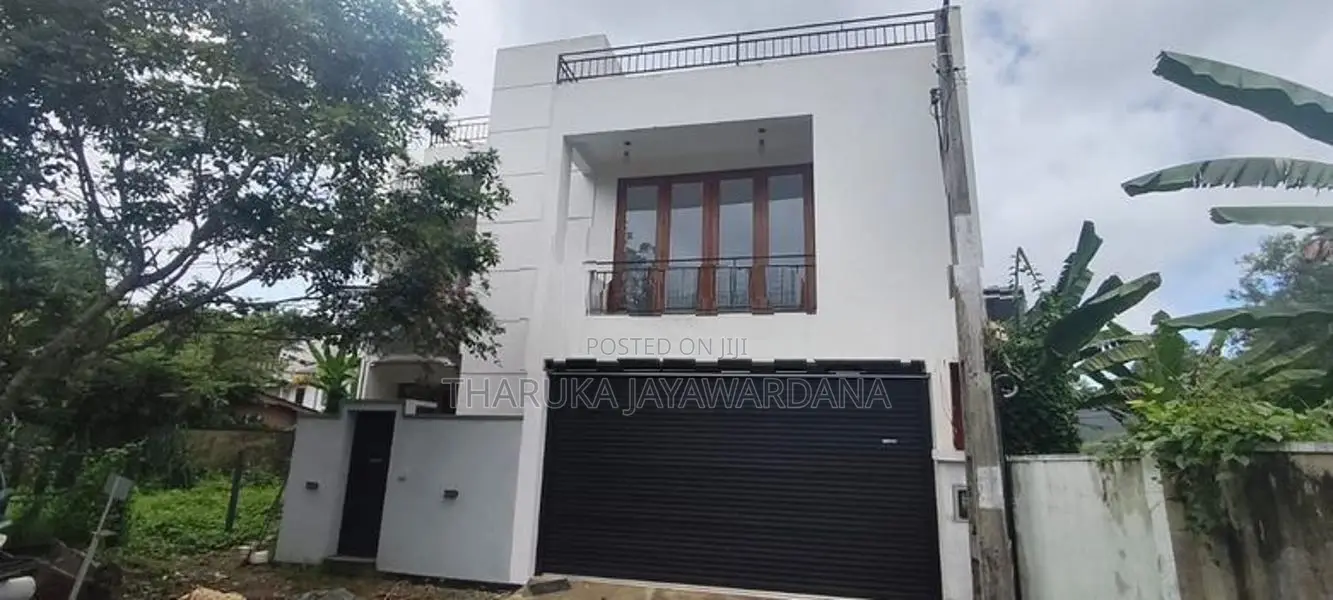 Brand New Luxury Two Storey House for Rent Thalawathugoda