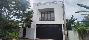 Brand New Luxury Two Storey House for Rent Thalawathugoda