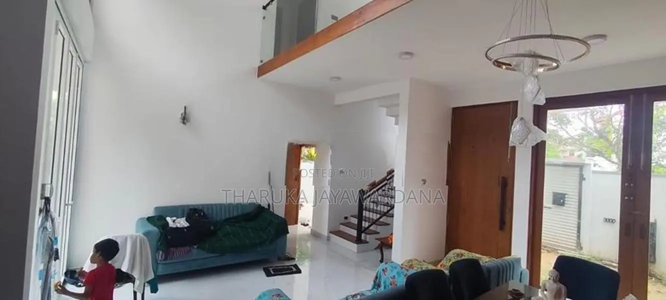 Brand New Luxury Two Storey House for Rent Thalawathugoda