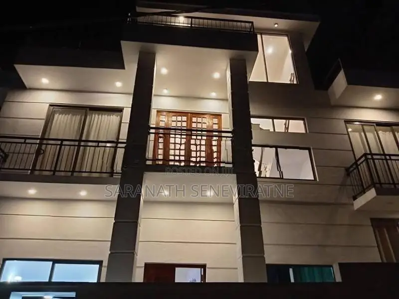 Modern Living Comfort & Convenience Kottawa Siddamulla- Price Reduced