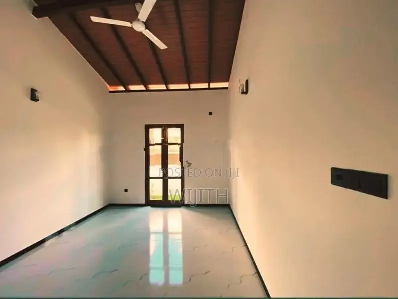 BRAND NEW SINGLE HOUSE FOR SALE IN KOTTAWA