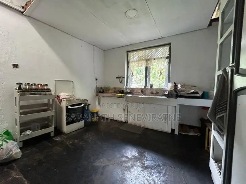 House in Boralesgamuwa Aberatne Mw With Seprate Annex