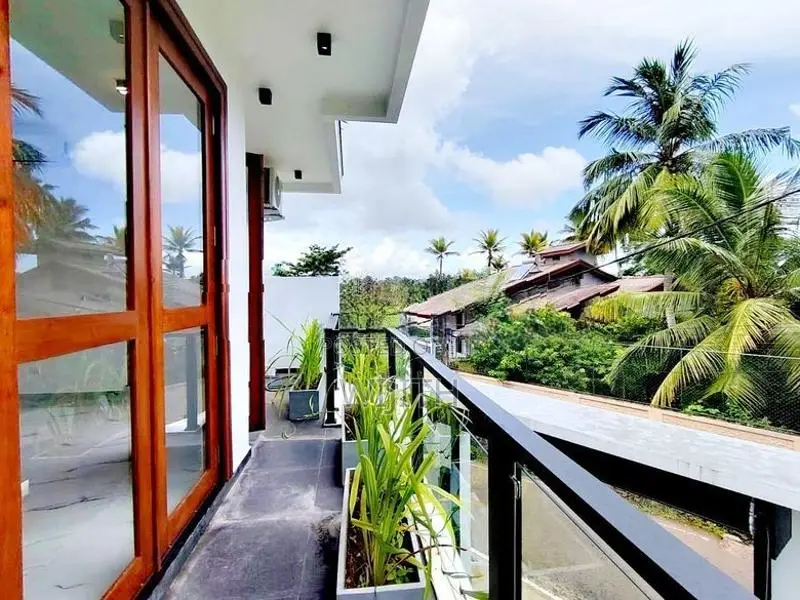 SUPAR LUXURY BRAND NEW 3 STORY HOUSE FOR SALE IN MAHARAGAMA