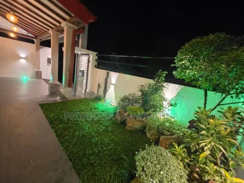House For Sale in Kahatuduwa
