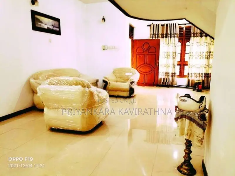 20 Perches - 2 Storied House For Sale with Furniture Piliyandala