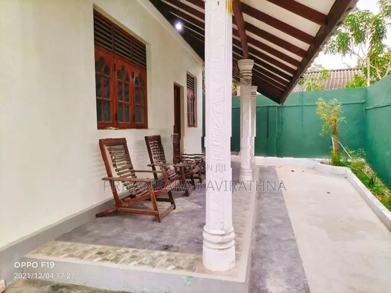 20 Perches - 2 Storied House For Sale with Furniture Piliyandala
