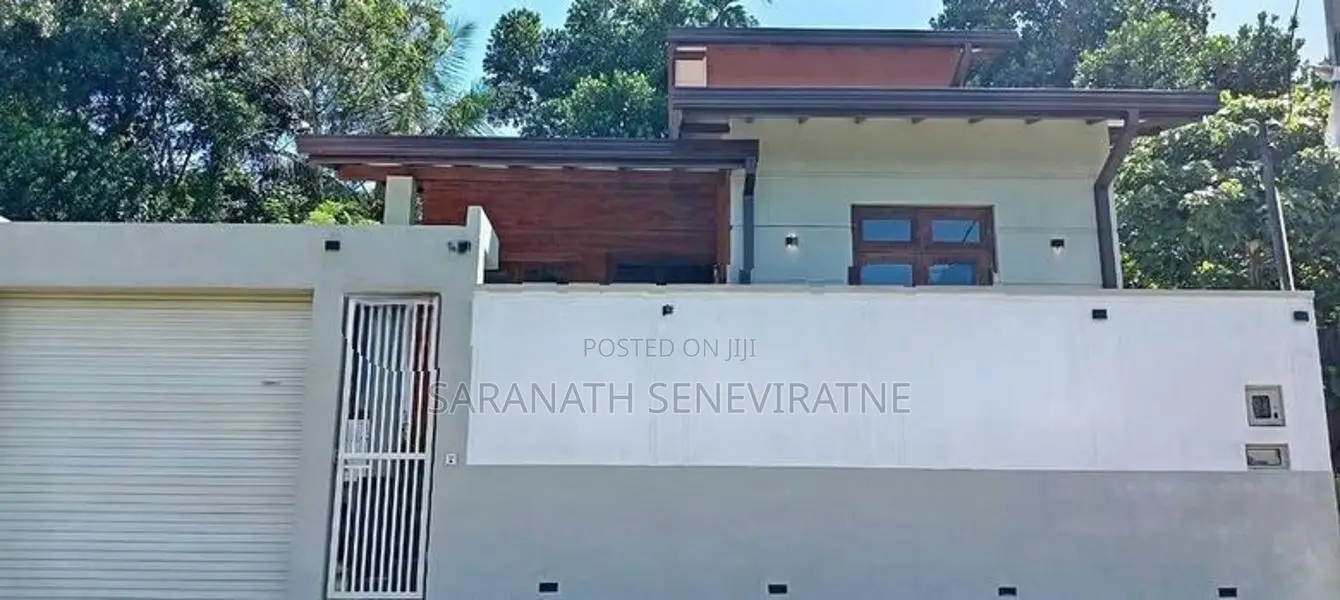 House in Athturugiriya Mullegama - Price Reduced Slightly Negotiable