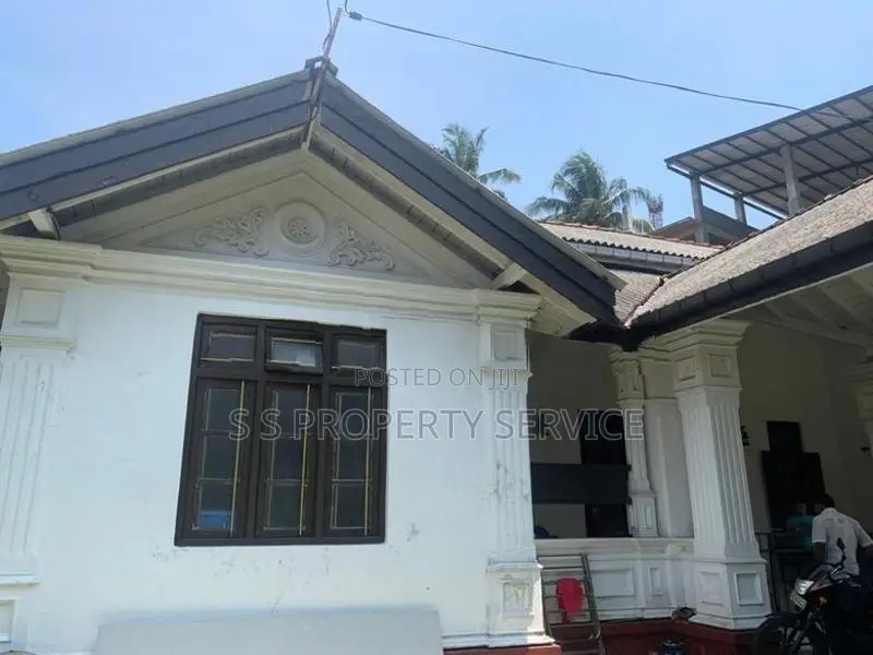Antique house for Sale in Galle (SSPH-403)