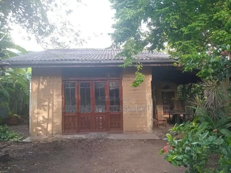 House For Rent in Torrington Avenue Colombo 07 [ 2223C ]
