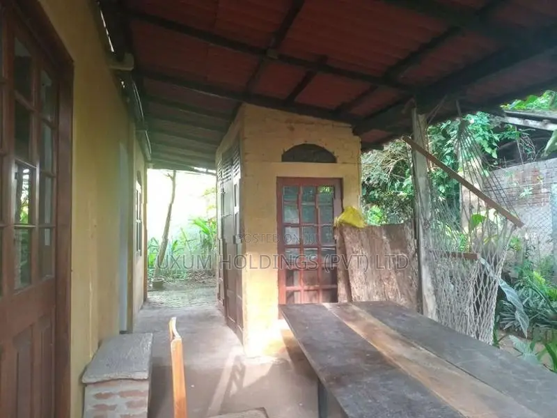 House For Rent in Torrington Avenue Colombo 07 [ 2223C ]