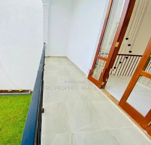 HAS203 - Elegant House for Sale in Piliyandala