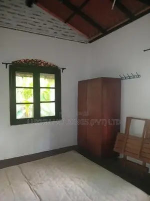 House For Rent in Torrington Avenue Colombo 07 [ 2223C ]