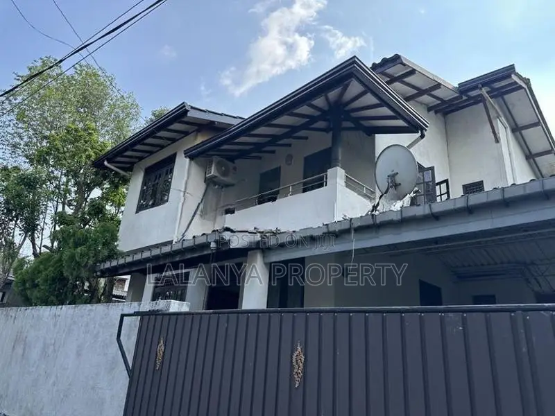 9.5 Perch 2 Storey House for Sale in Malabe- Kahanthota SLLL – A3