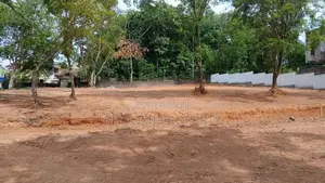 ATHURUGIRIYA, WANAGURU MAWATHA Prime Land. Elite Address.