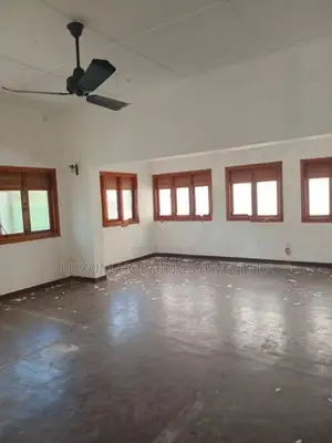 Office For Rent With 11 Parkings Off Galle Road Colombo 04 [ 2170C ]