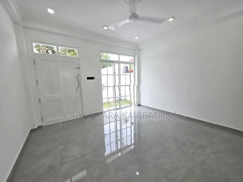Kasbawa Junction / Luxury House For Sale in