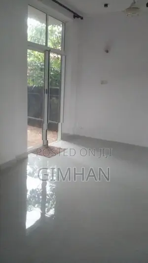 Upstairs House For Rent Sirimaluyana