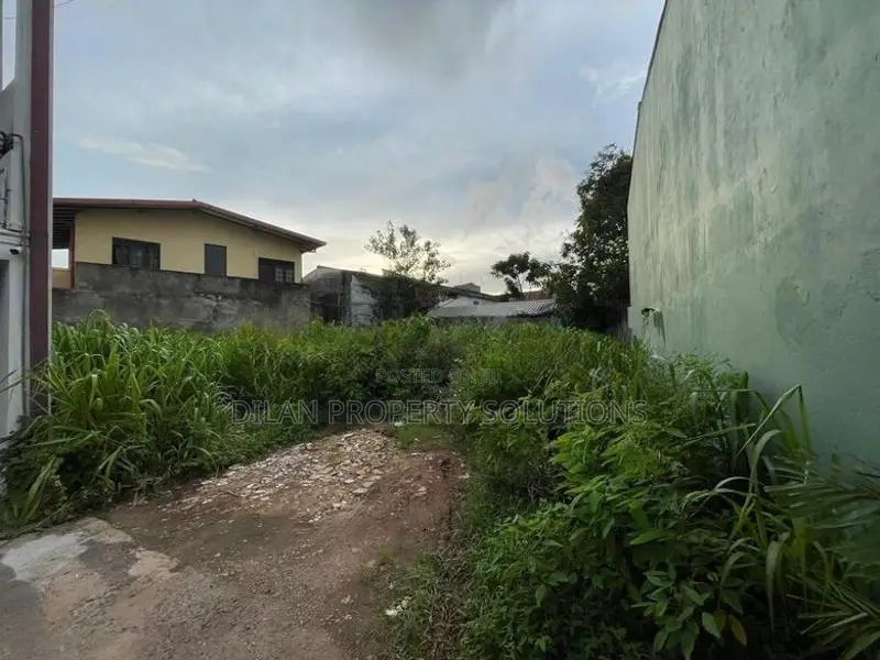 Bare land for sale in Kaldera Garden, Kohuwala