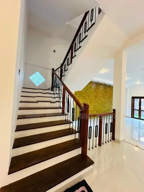 HAS214 - Brand New Luxury Quality House for Sale in Boralesgamuwa
