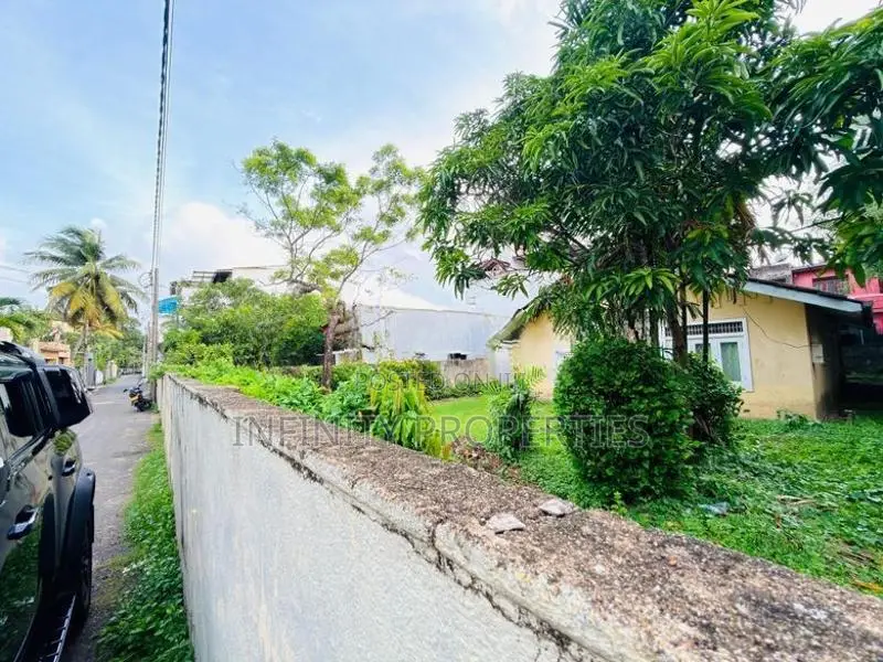 (AFA258) 17.2 P With old House Sale At Prathibimbarama Road Kalubowila