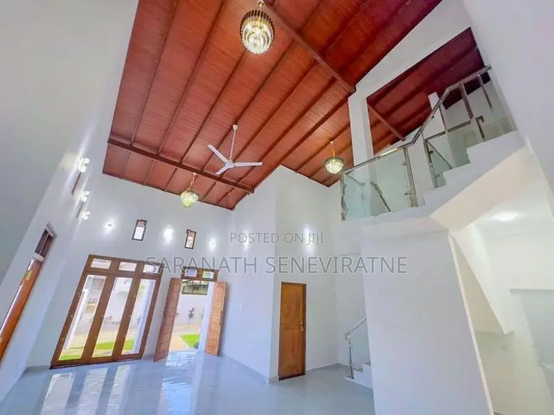 Brand-New Modern House - Sale @ Polgasowita Siyambalagoda Kesbewa