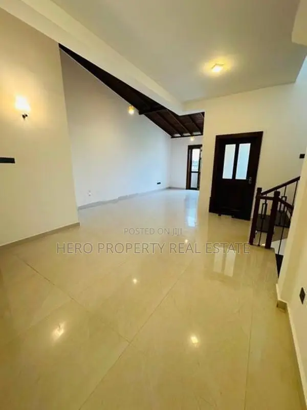 HAS214 - Brand New Luxury Quality House for Sale in Boralesgamuwa