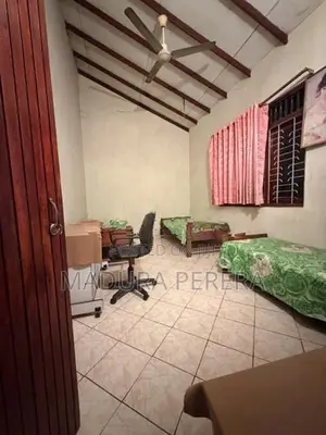 Room For Girls Rent in Malabe