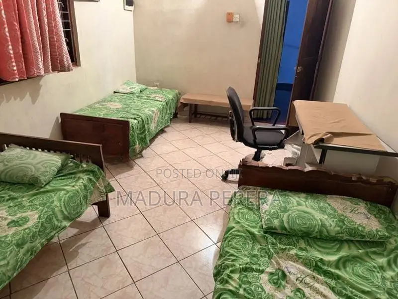 Room For Girls Rent in Malabe