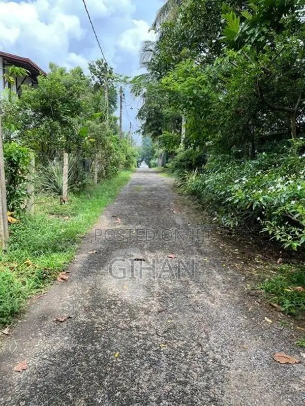 Valuable Residential Land for Sale Near Base Hospital Homagama