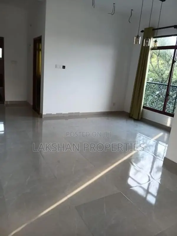 First Floor House For Rent In Boralesgamuwa werahera