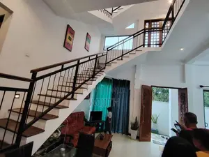 කොටිටාව පිලිියන්දල මාර්ගය පෙනදුරින් පදිංචියට සෑදු සුපරි මහාල් 3 නිවසක්